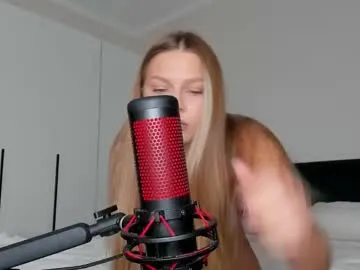 realtryit – webcam model profile photo Image 15