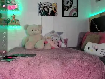 emahallee – webcam model profile photo Image 5