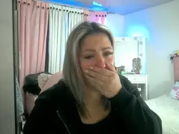 loving_ladies – webcam model profile photo Image 16