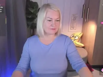 zoey_it – webcam model profile photo Image 9