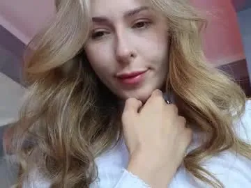 your_dolls – webcam model profile photo Image 4