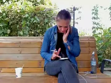 sellapink – webcam model profile photo Image 15