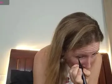 petites_perles – webcam model profile photo Image 14