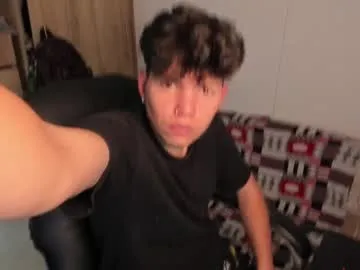 sunnmoonn – webcam model profile photo Image 8