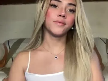 petites_perles – webcam model profile photo Image 4