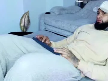 bald_rabbit – webcam model profile photo Image 17