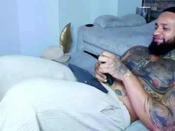 bald_rabbit – webcam model profile photo Image 19