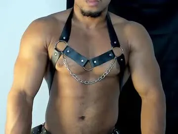 IngridSaint – webcam model profile photo Image 8