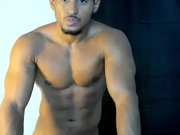 IngridSaint – webcam model profile photo Image 9