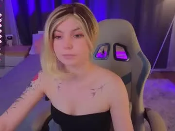 gildedkitten – webcam model profile photo Image 2