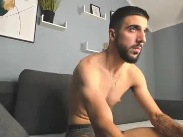 welcome2pleasureland – webcam model profile photo Image 8