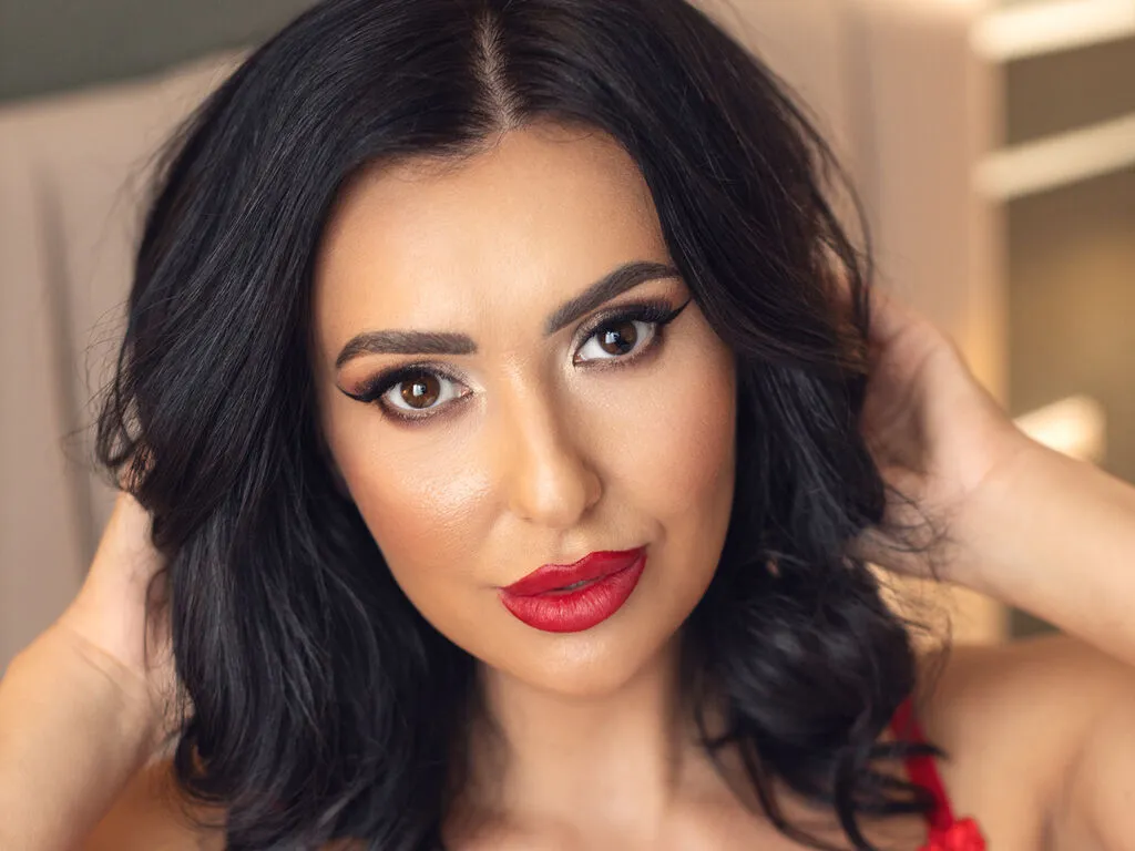 AlisonHale – webcam model profile photo