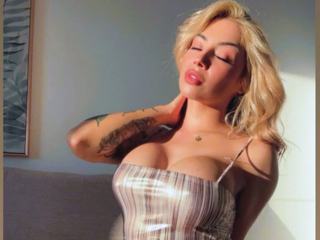 LindaDu – webcam model profile photo