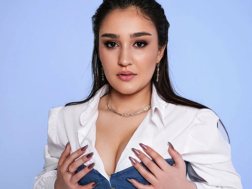 LindeWhite – webcam model profile photo