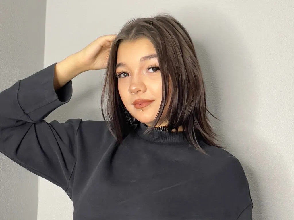 LynetteFairbroth – webcam model profile photo